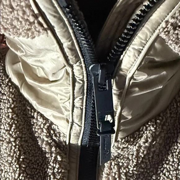 Massimo Dutti Feather down filled puffer jacket brown and tan Med. Like New. - Picture 6 of 16